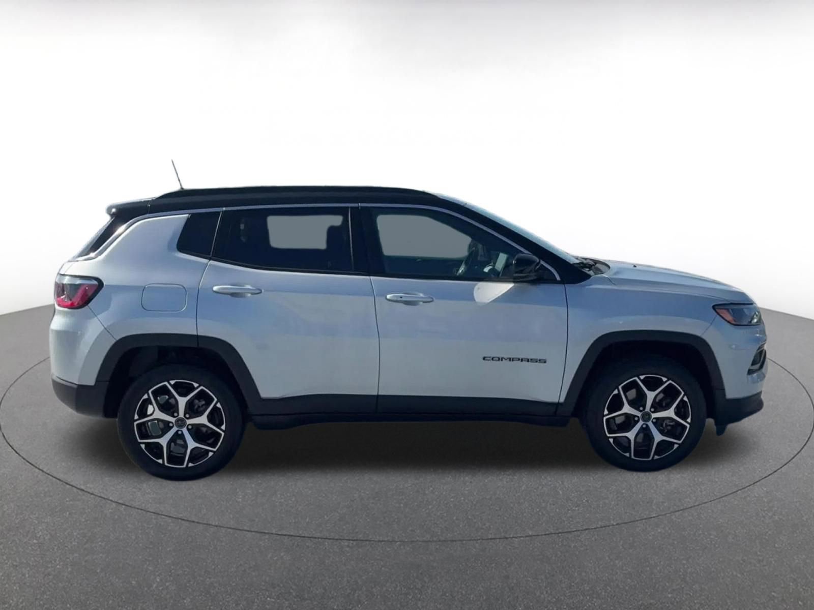 Thumbnail: 2025 Jeep Compass - 16