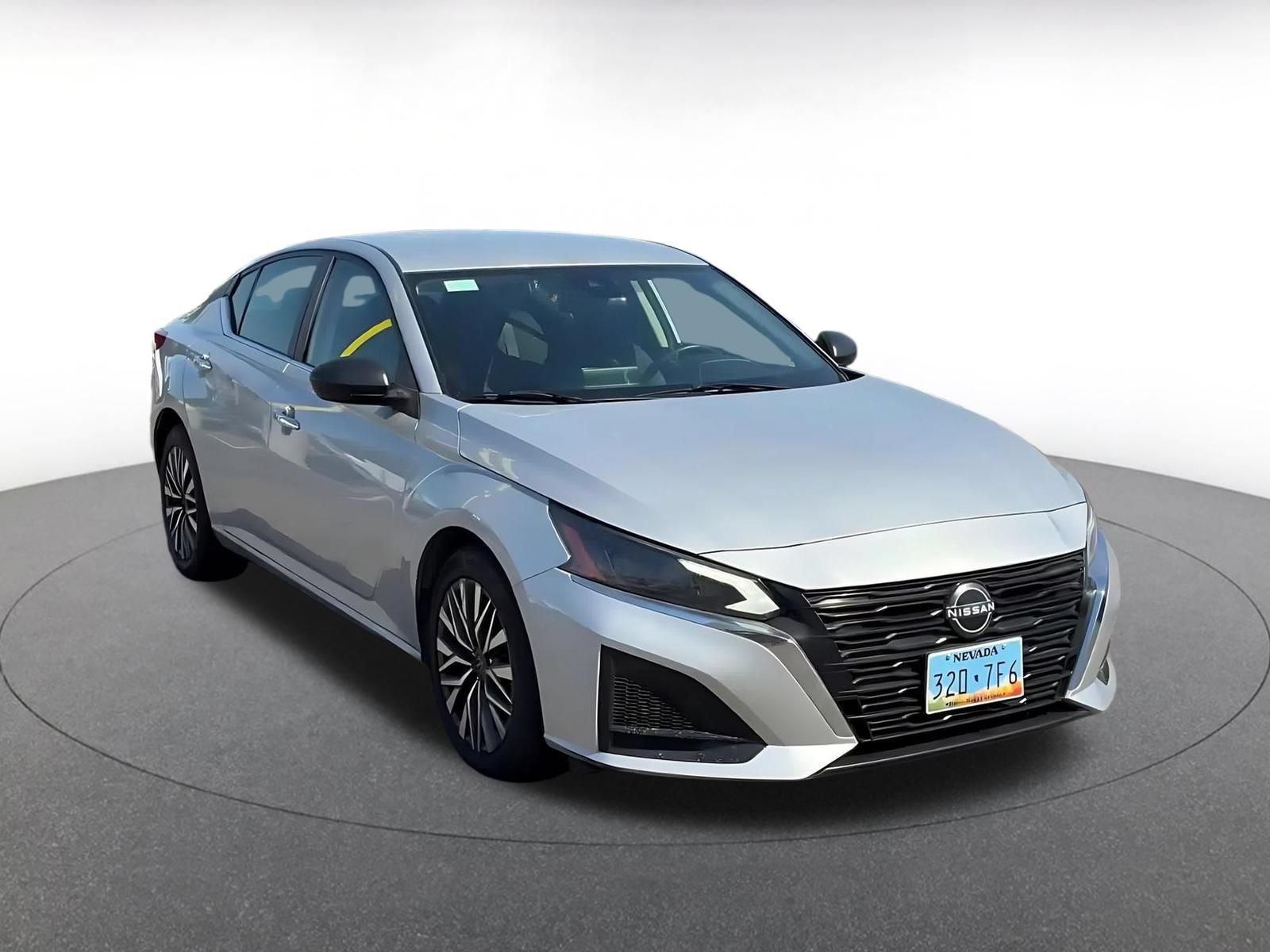 Thumbnail: 2024 Nissan Altima - 3