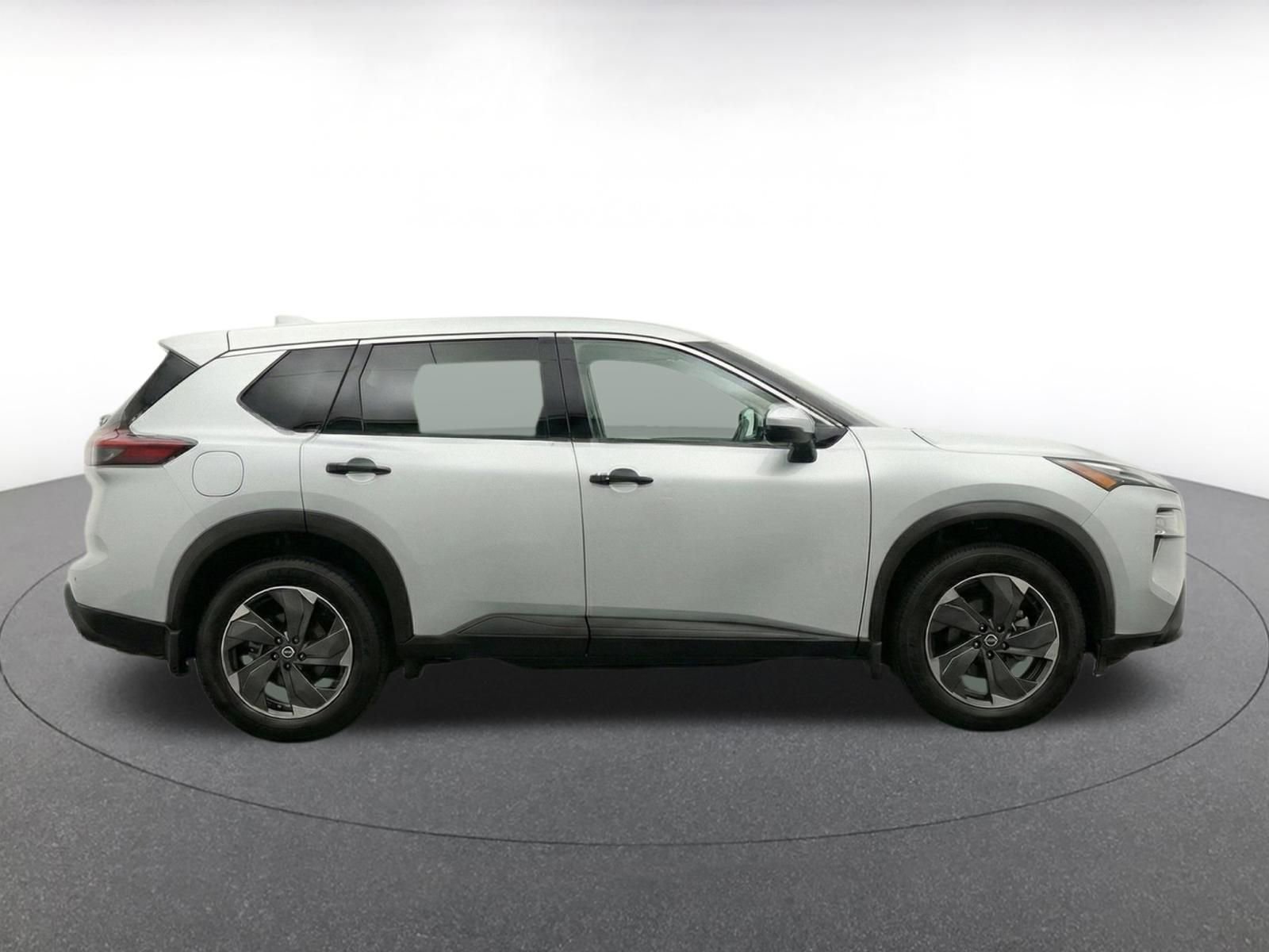 Thumbnail: 2025 Nissan Rogue - 10