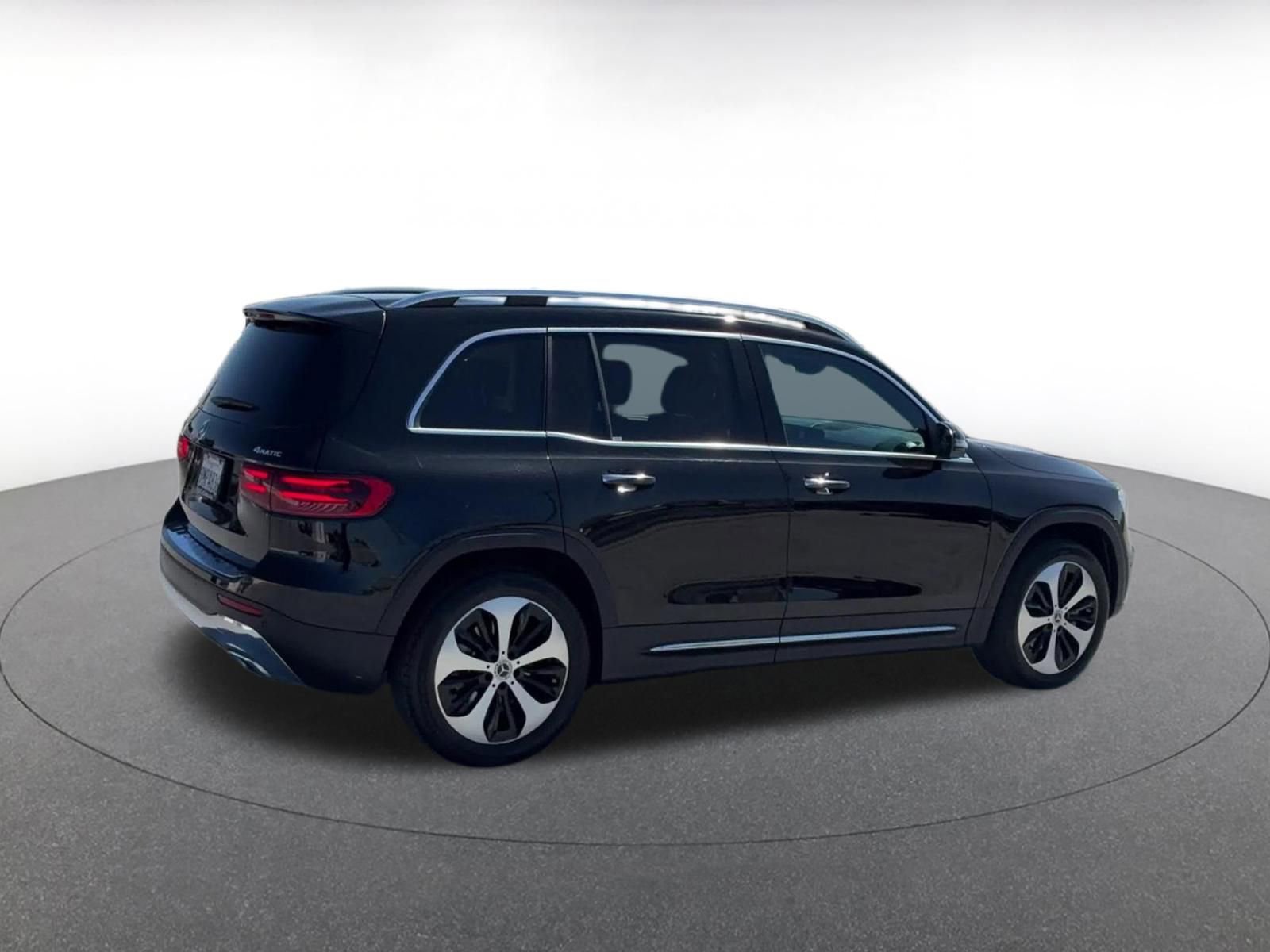 Thumbnail: 2025 Mercedes-Benz GLB - 15