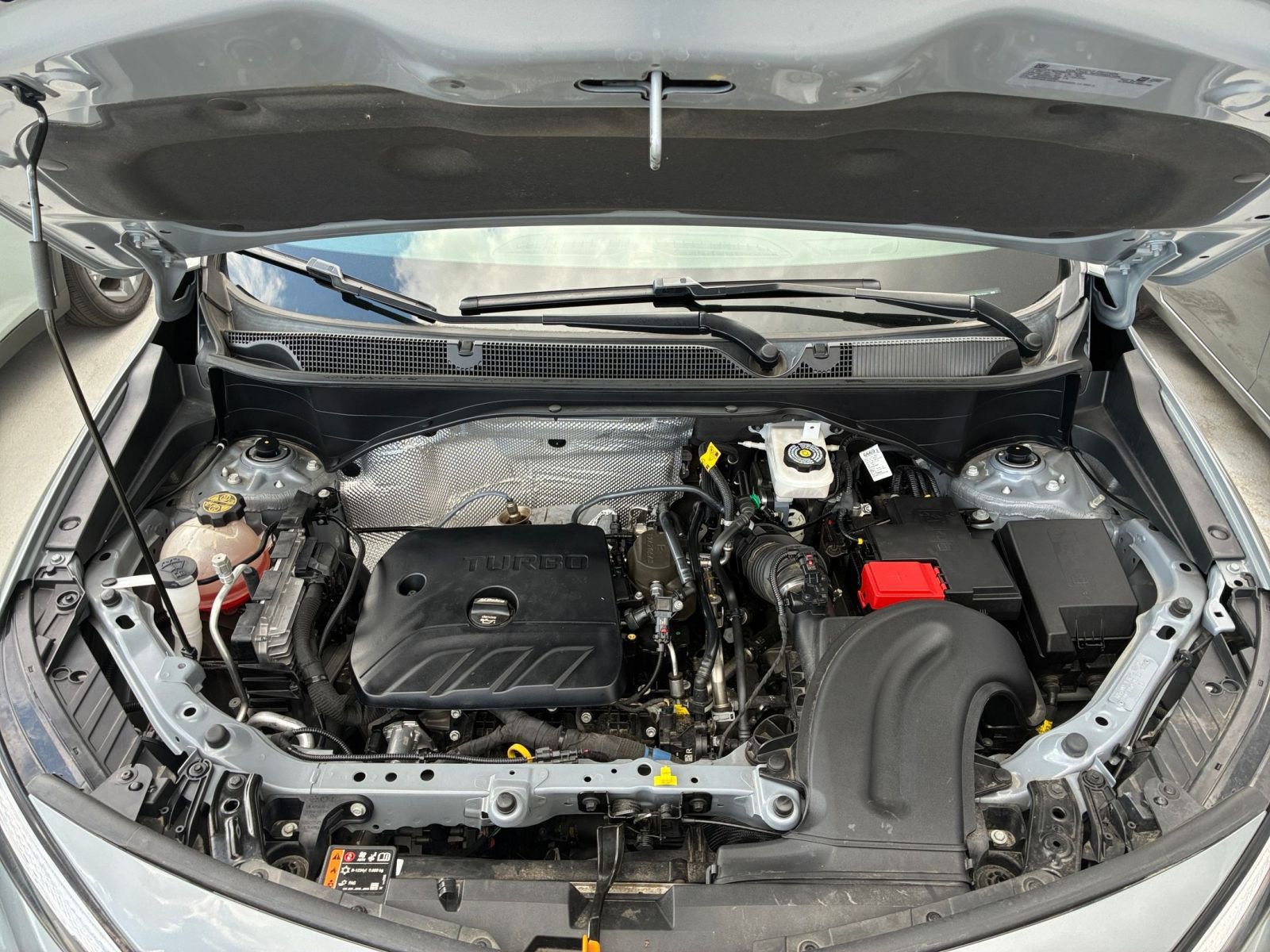 Thumbnail: 2025 Buick Encore GX - 31