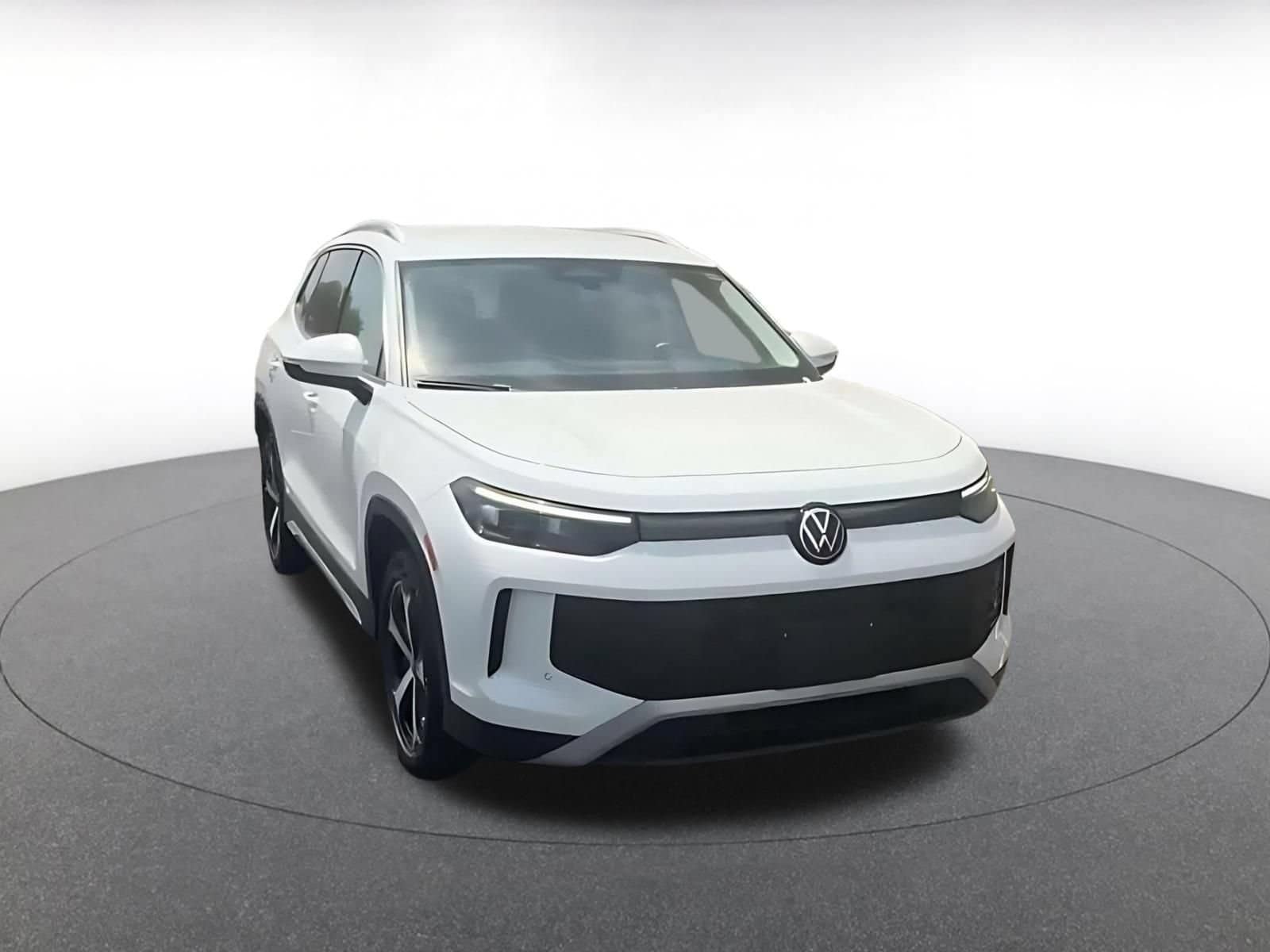 Thumbnail: 2026 Volkswagen Tiguan - 3