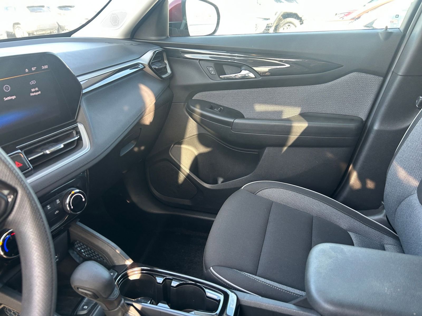 Thumbnail: 2025 Chevrolet TrailBlazer - 33