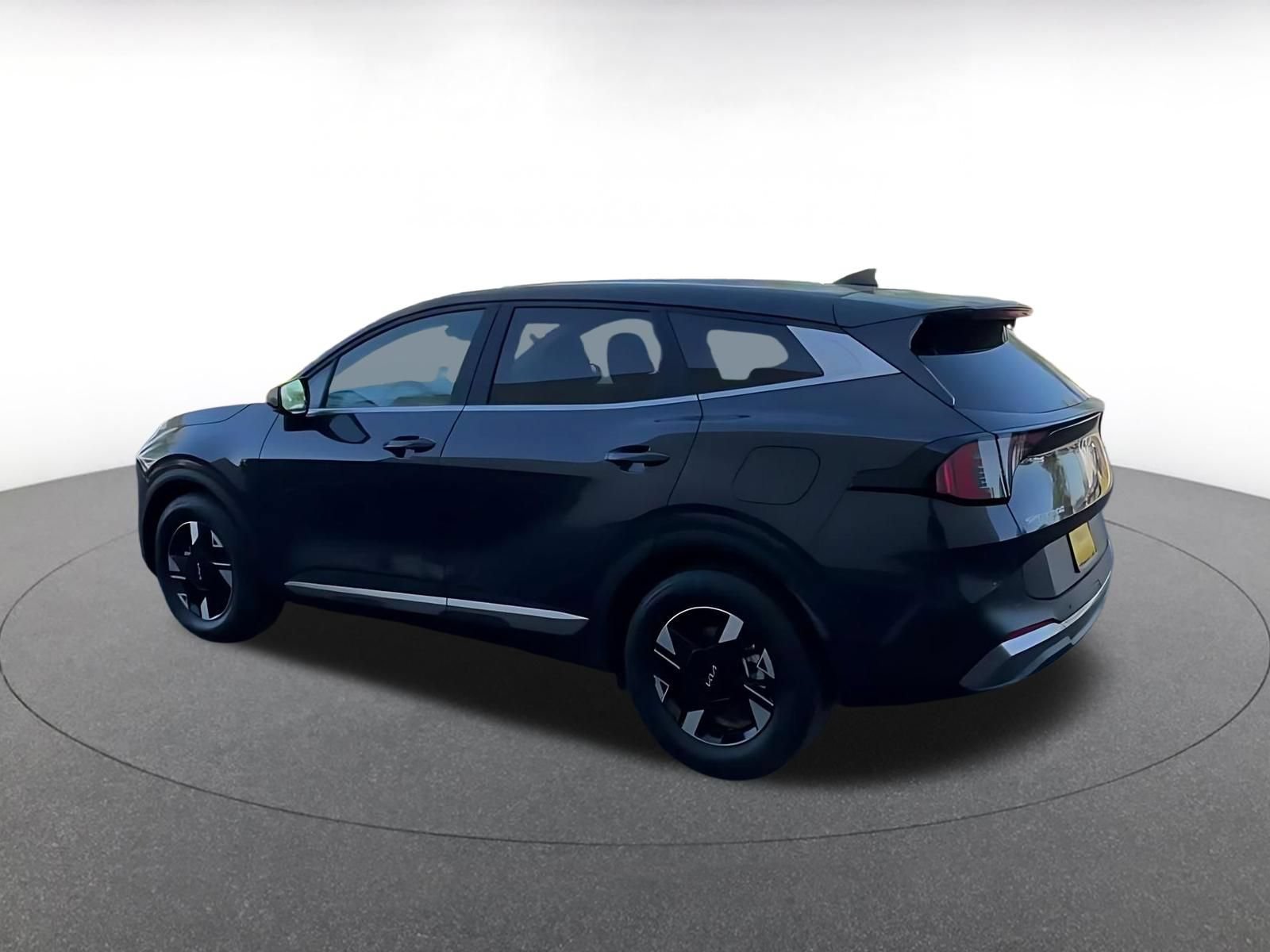 Thumbnail: 2026 Kia Sportage - 9