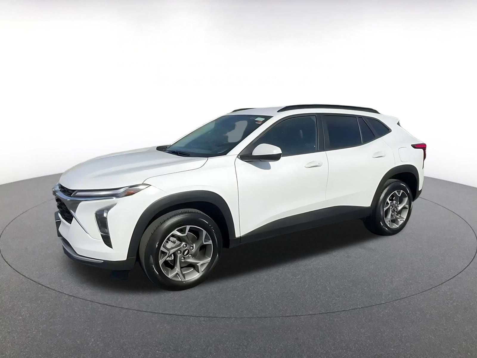 Thumbnail: 2025 Chevrolet Trax - 8