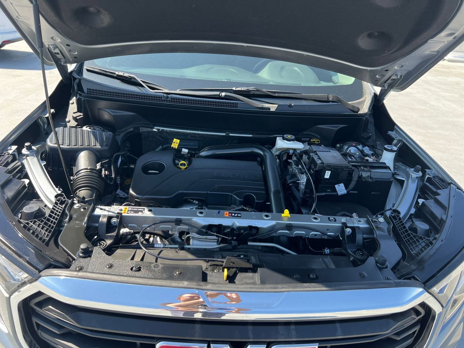 Thumbnail: 2024 GMC Terrain - 31