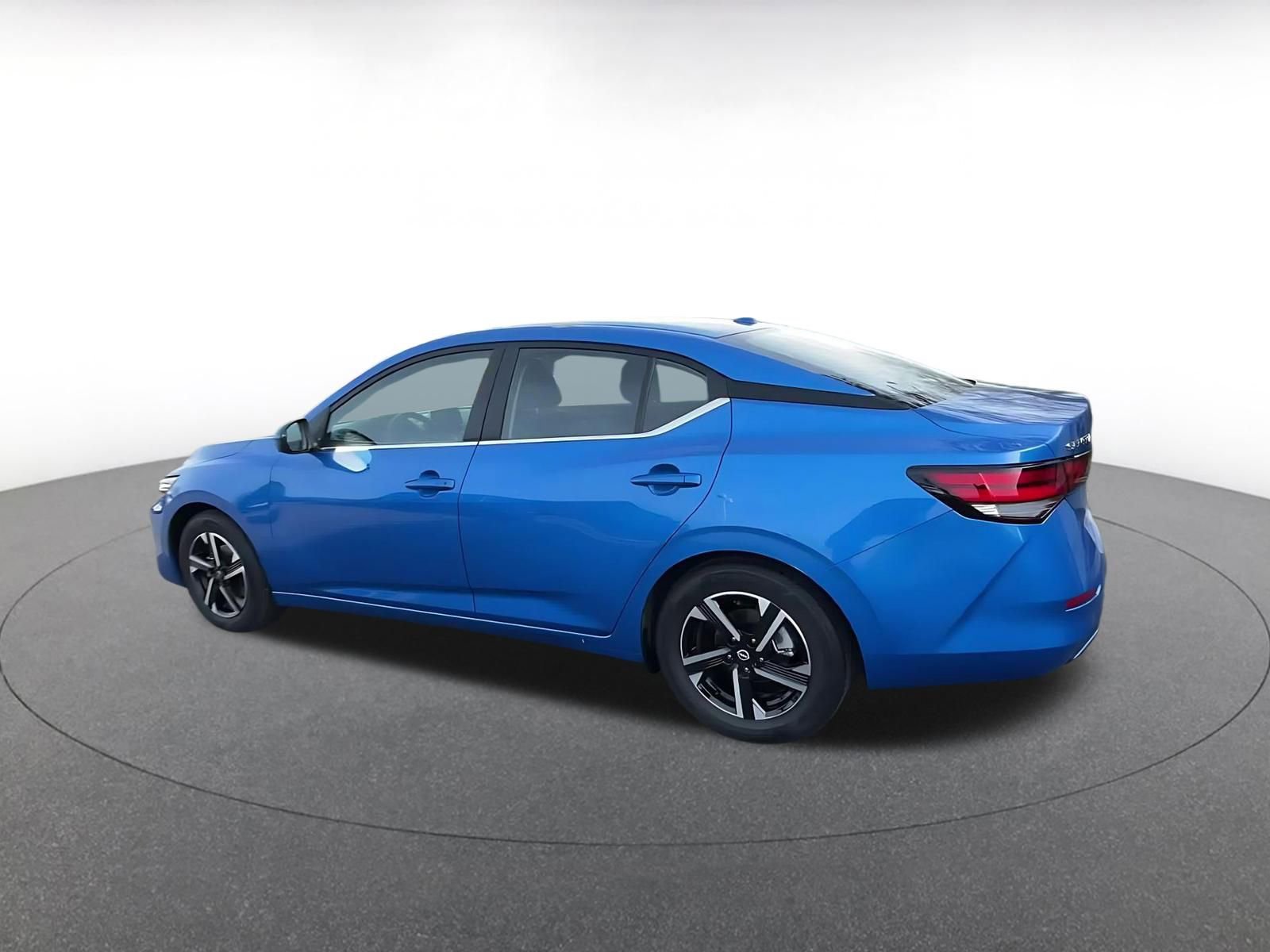 Thumbnail: 2025 Nissan Sentra - 9