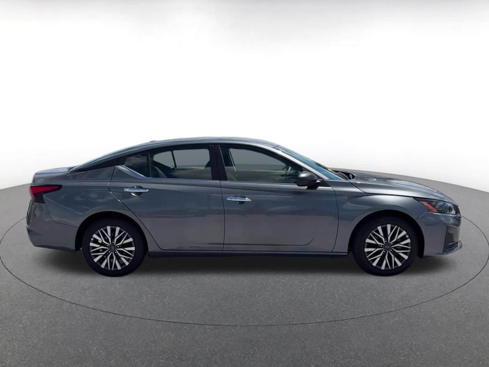 Thumbnail: 2025 Nissan Altima - 15
