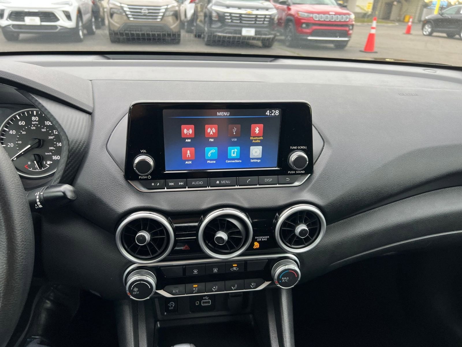 Thumbnail: 2024 Nissan Sentra - 17