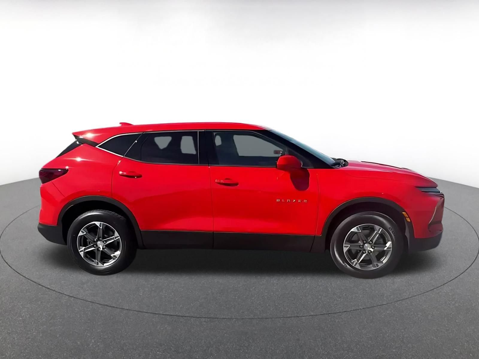 Thumbnail: 2025 Chevrolet Blazer - 15