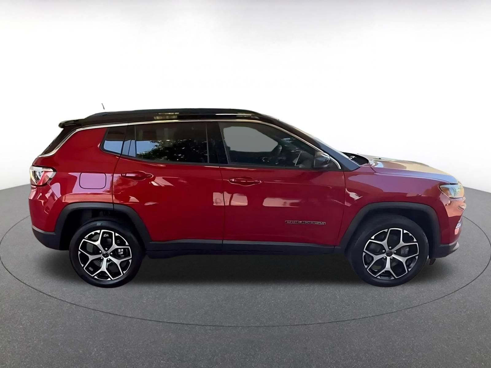 Thumbnail: 2025 Jeep Compass - 14