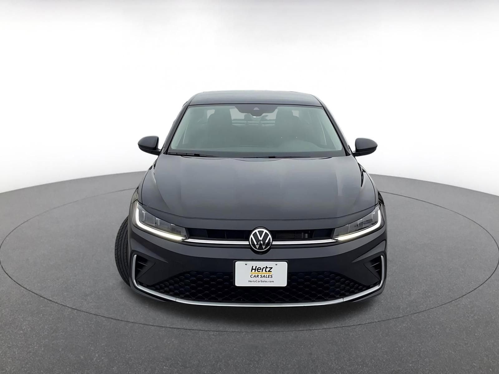 Thumbnail: 2025 Volkswagen Jetta - 4