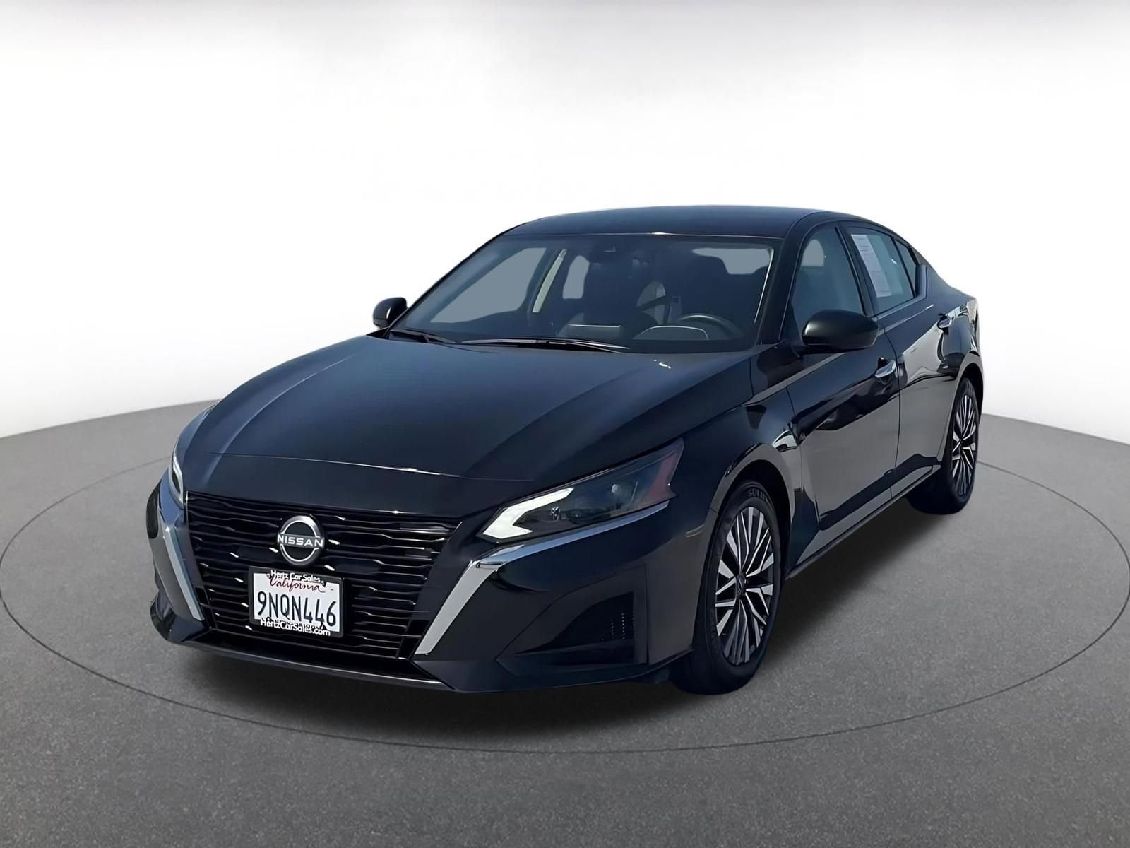 Thumbnail: 2025 Nissan Altima - 7