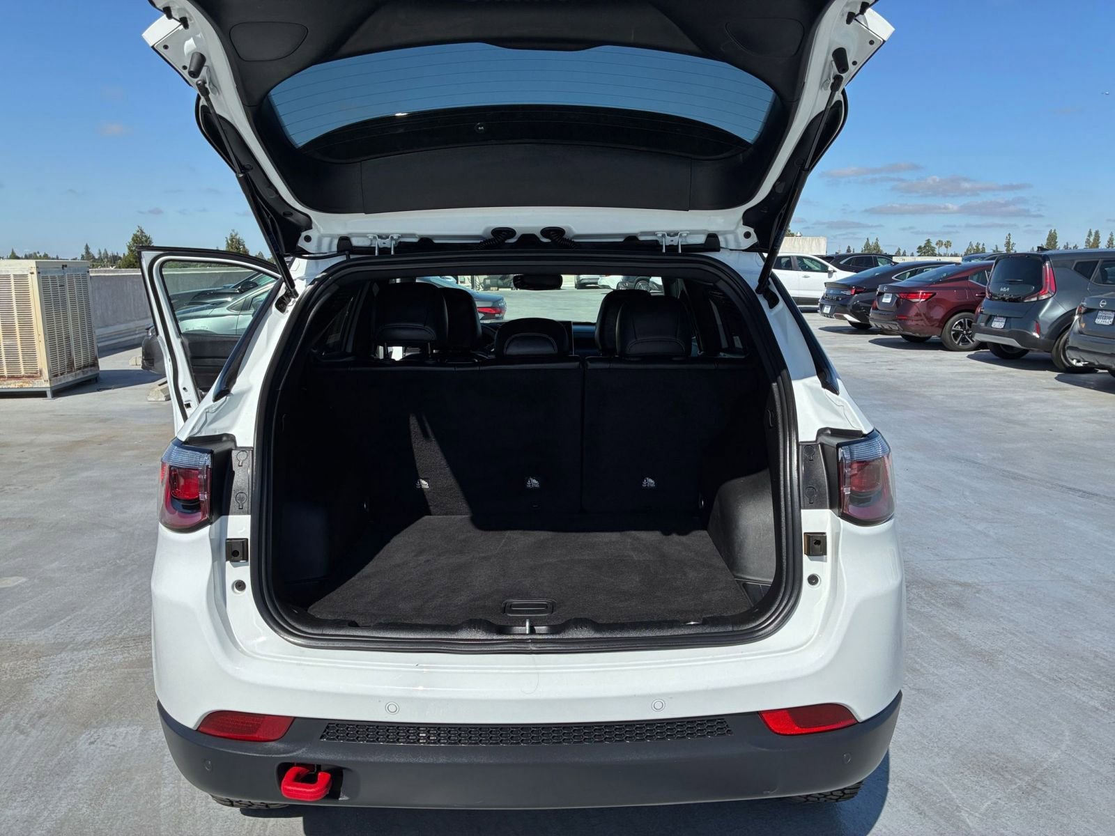 Thumbnail: 2025 Jeep Compass - 31