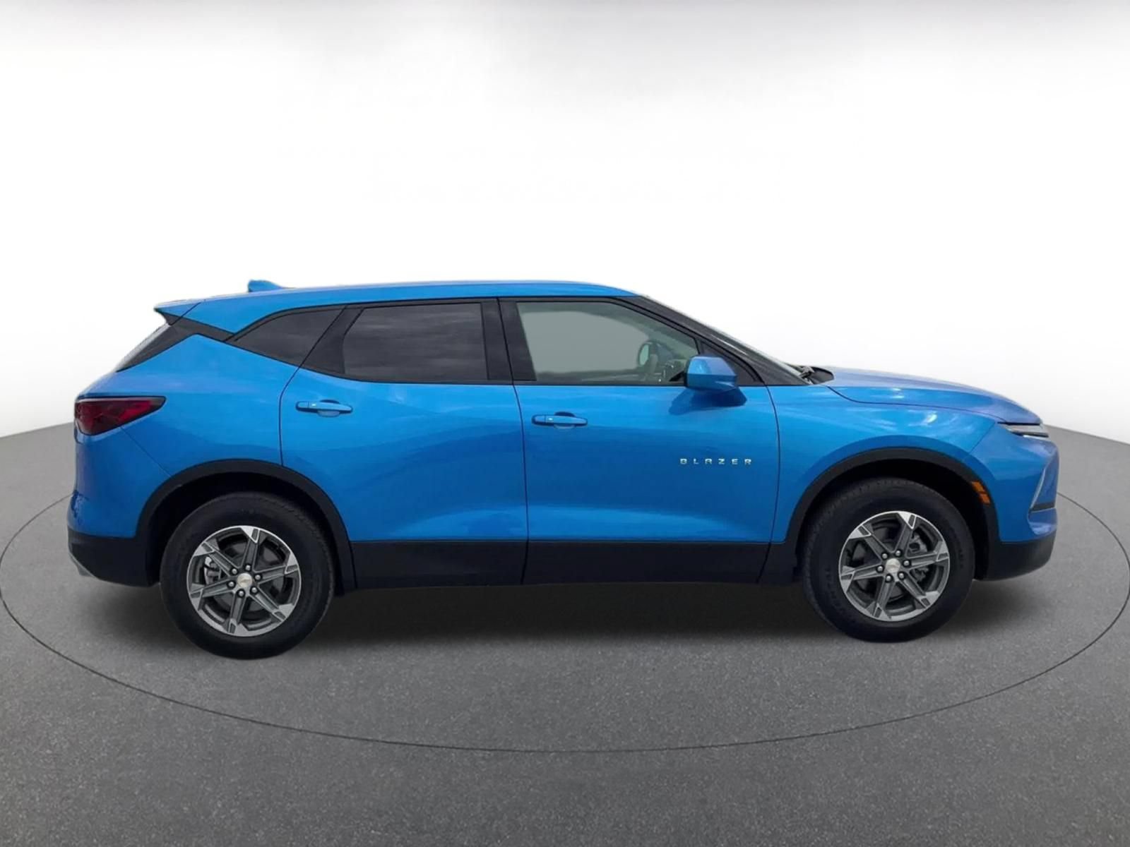 Thumbnail: 2026 Chevrolet Blazer - 16