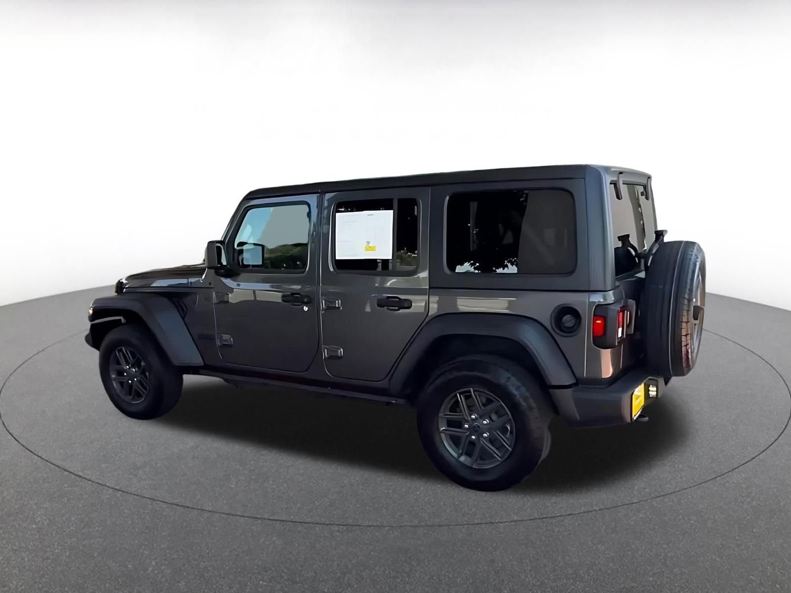 Thumbnail: 2025 Jeep Wrangler - 8