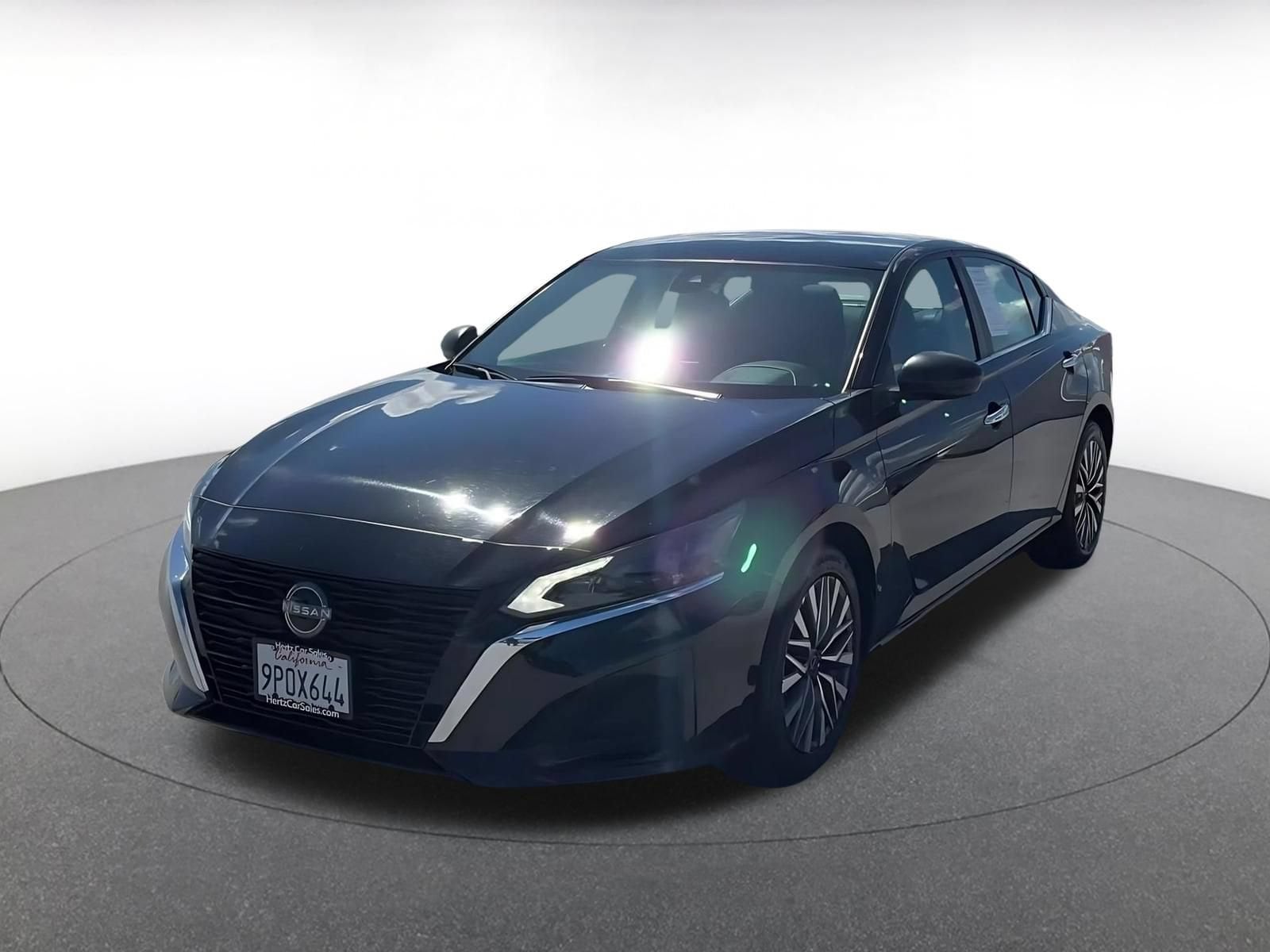 Thumbnail: 2025 Nissan Altima - 6