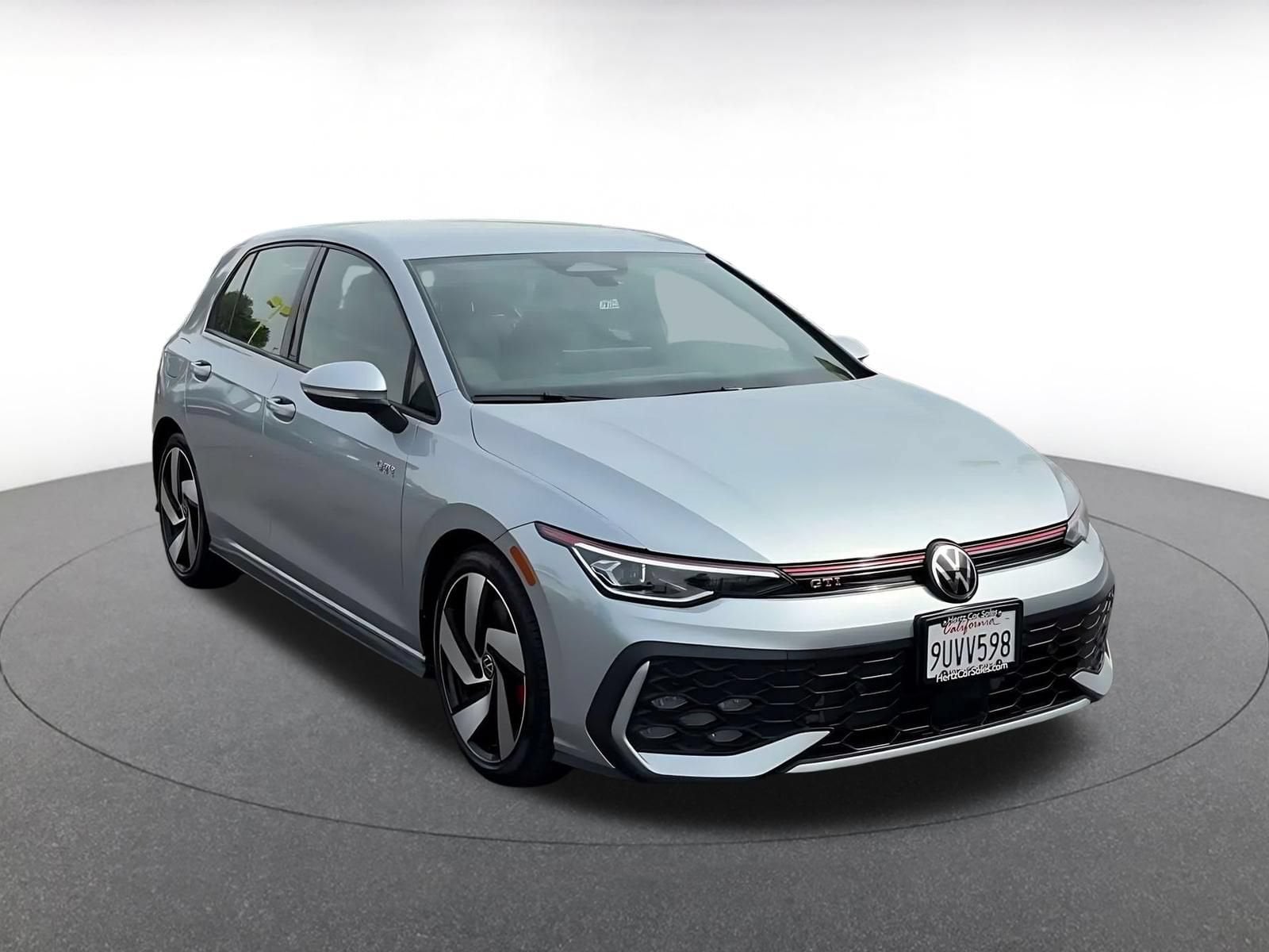 Thumbnail: 2026 Volkswagen Golf - 3