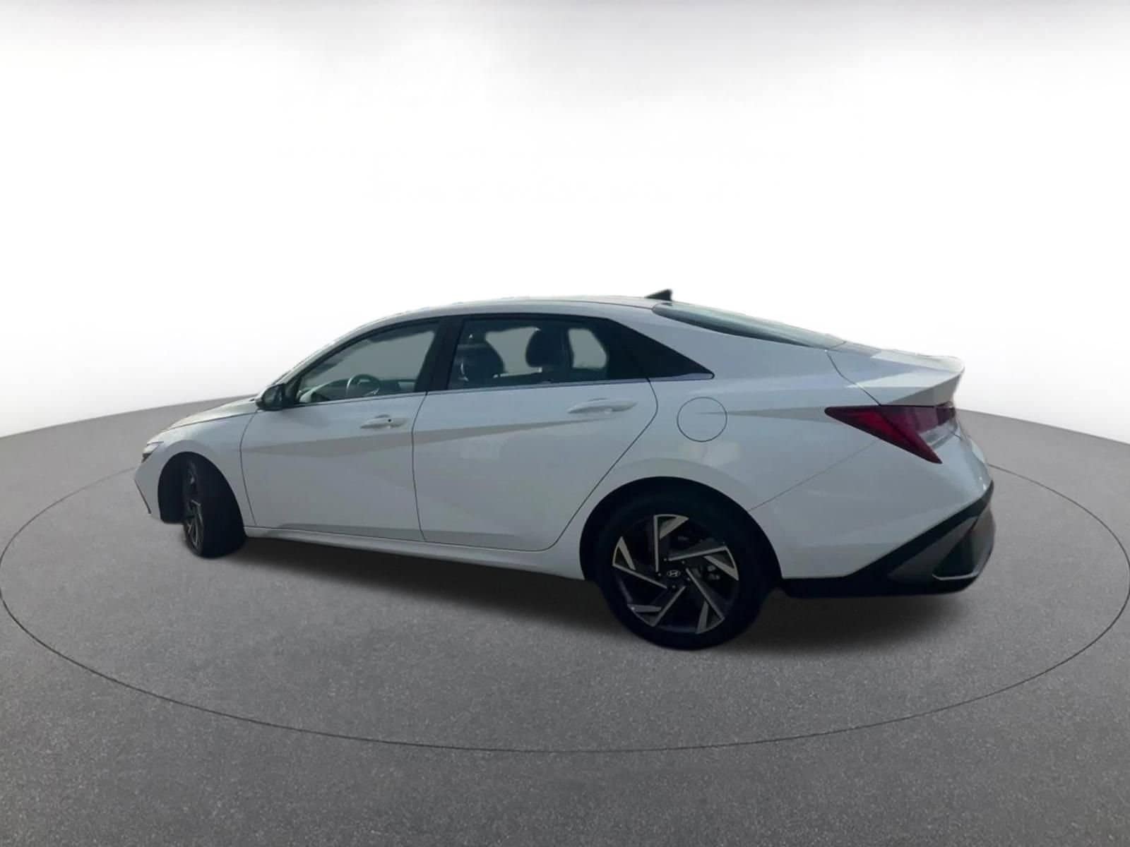 Thumbnail: 2025 Hyundai Elantra - 11