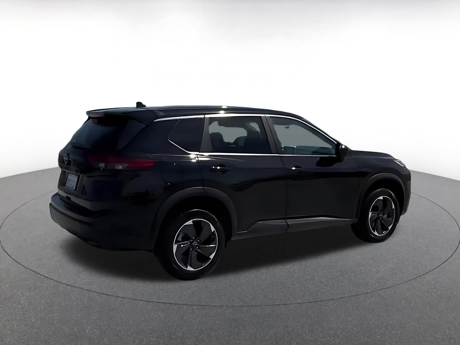 Thumbnail: 2025 Nissan Rogue - 14