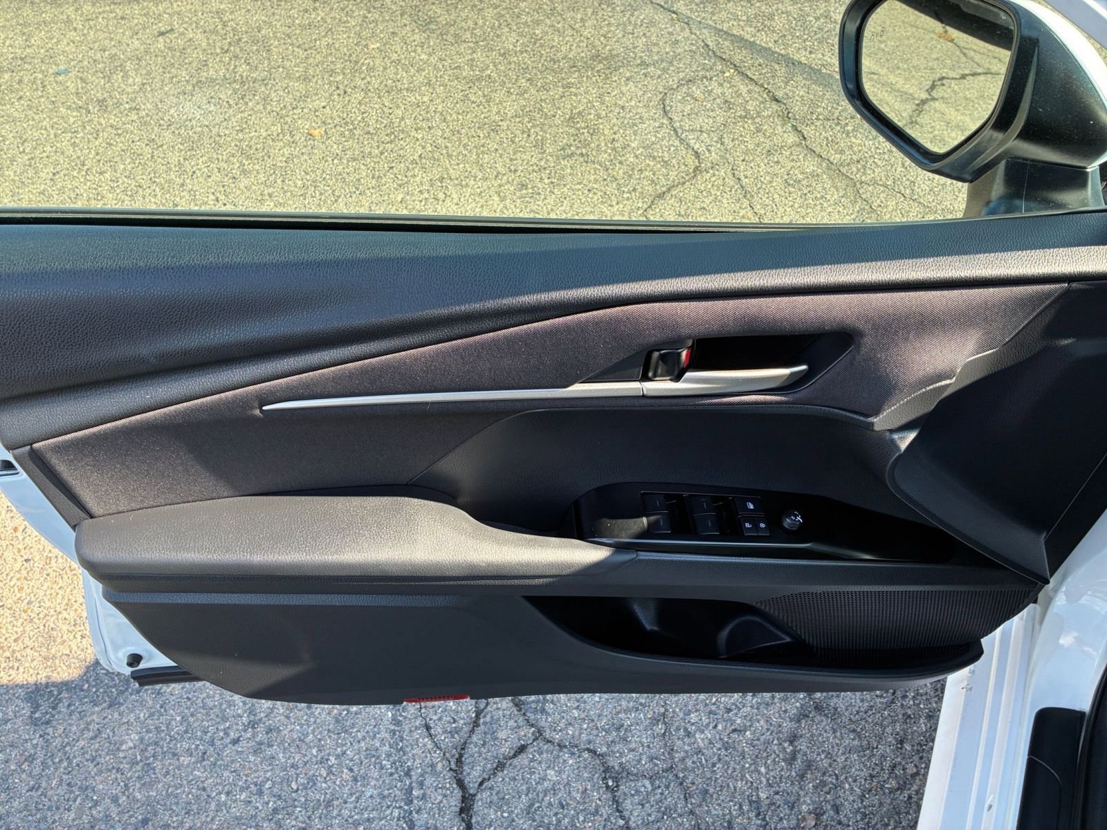 Thumbnail: 2025 Toyota Camry - 20