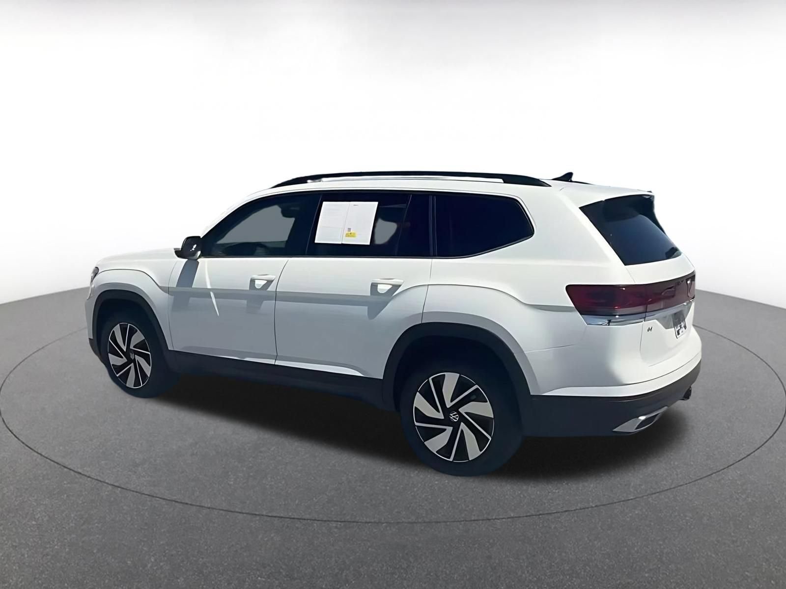 Thumbnail: 2026 Volkswagen Atlas - 11