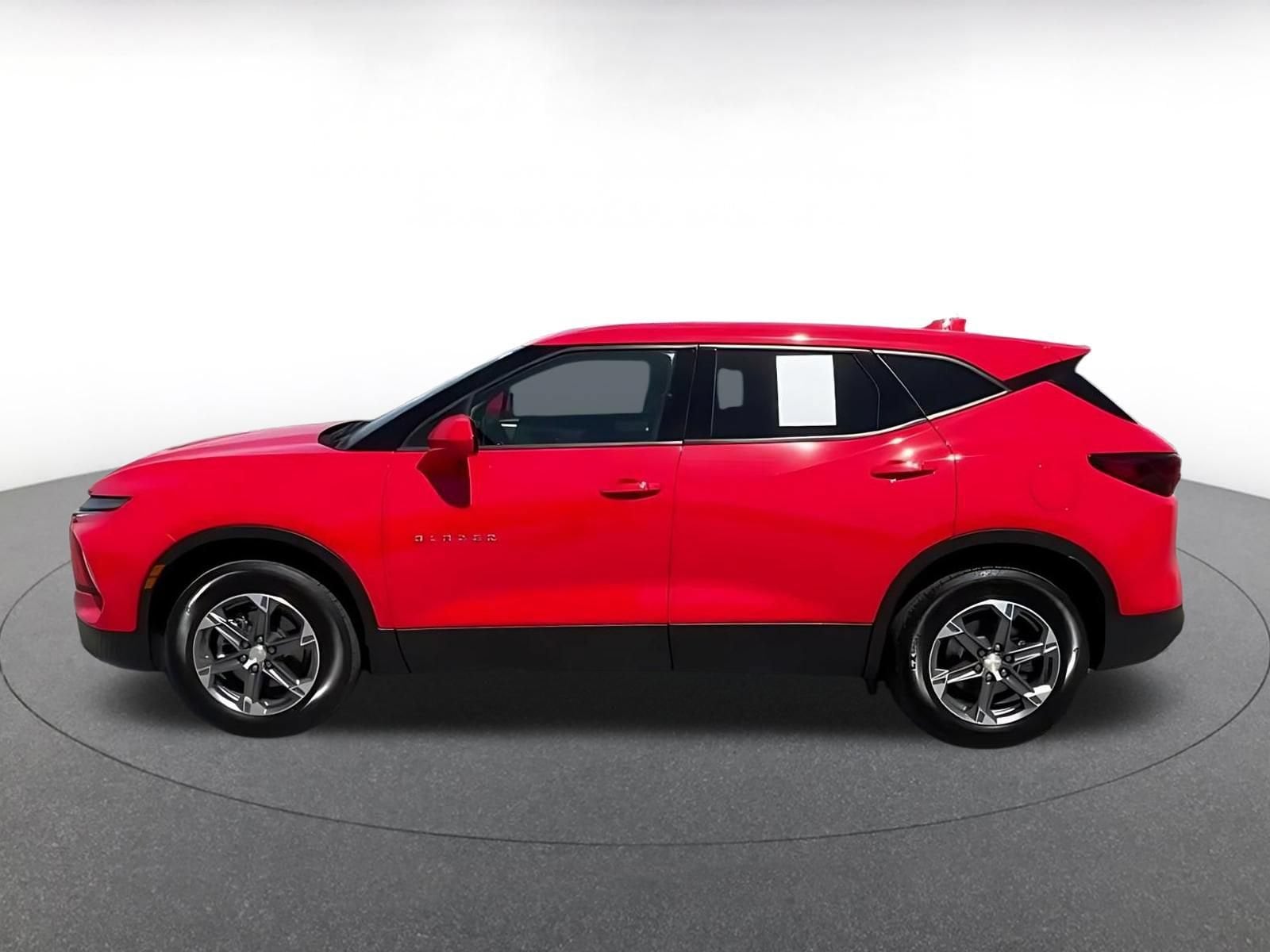 Thumbnail: 2026 Chevrolet Blazer - 5