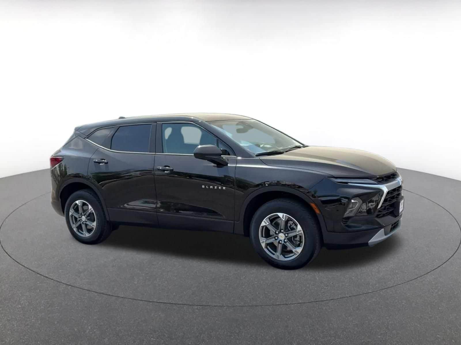 Thumbnail: 2025 Chevrolet Blazer - 2