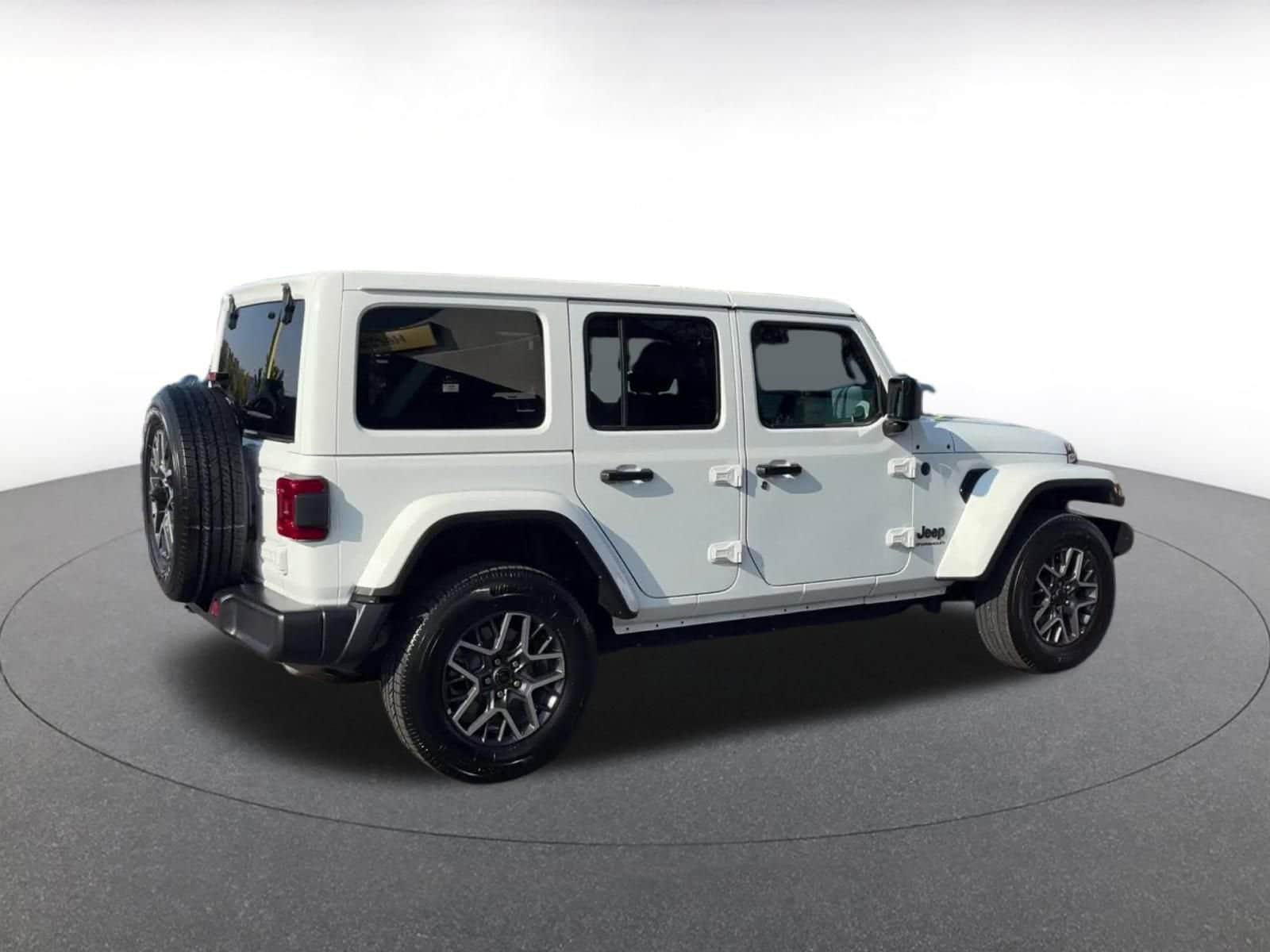 Thumbnail: 2025 Jeep Wrangler - 14