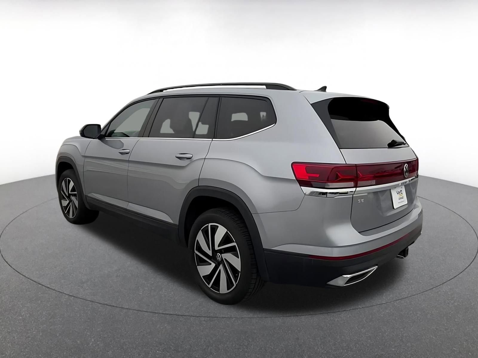 Thumbnail: 2024 Volkswagen Atlas - 10