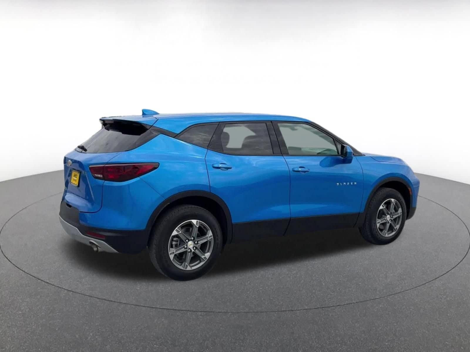 Thumbnail: 2026 Chevrolet Blazer - 15