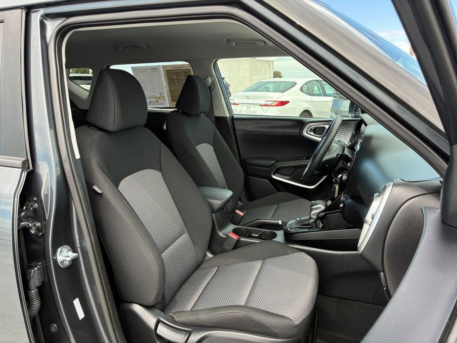 Thumbnail: 2025 Kia Soul - 32