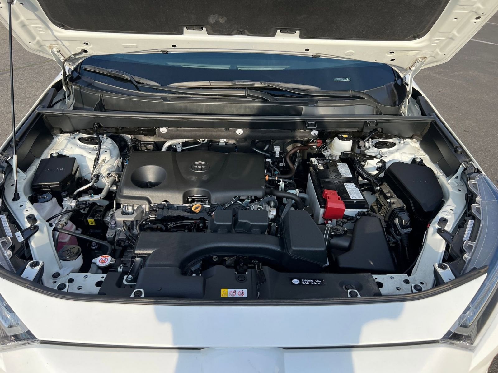 Thumbnail: 2025 Toyota RAV4 - 31