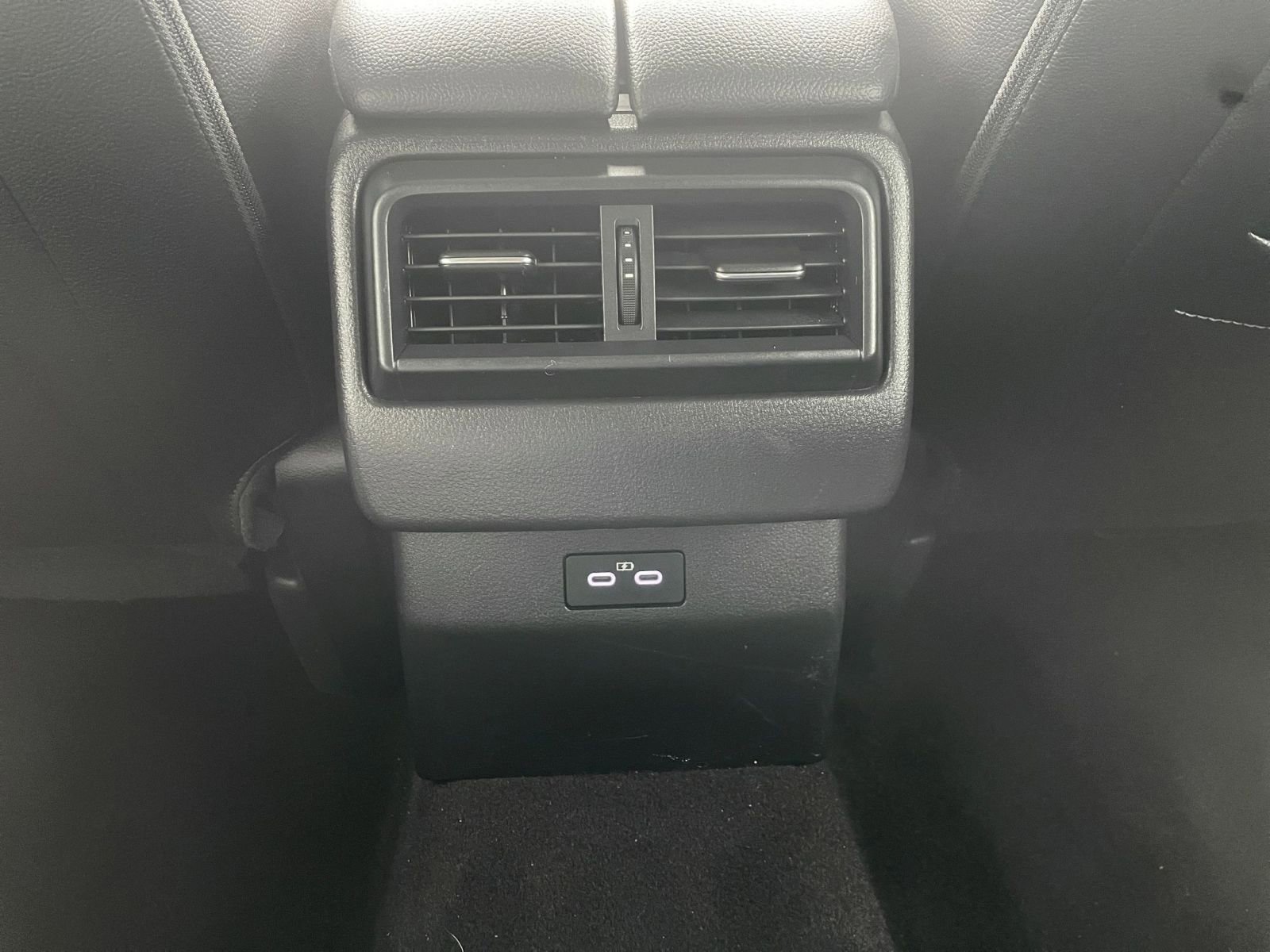 Thumbnail: 2025 Mazda CX-50 - 24