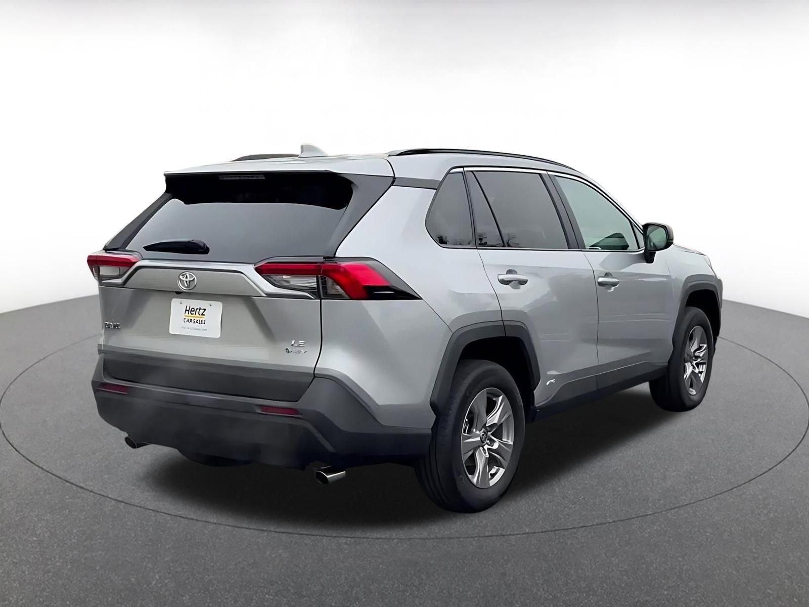 Thumbnail: 2025 Toyota RAV4 - 12