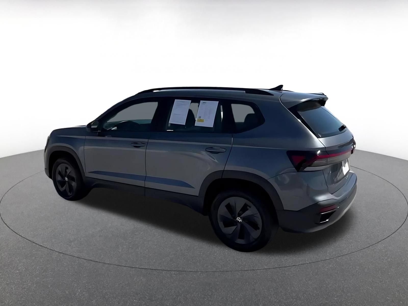 Thumbnail: 2026 Volkswagen Taos - 9