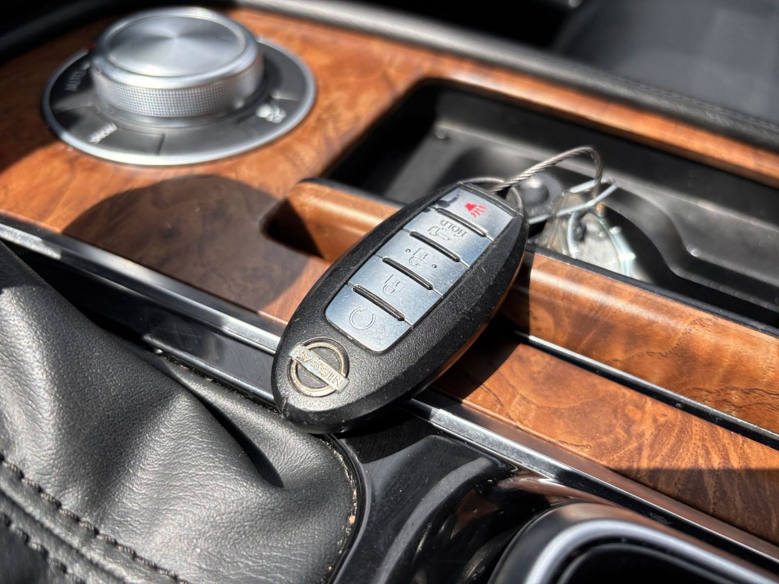 2023 Nissan Armada SL 22