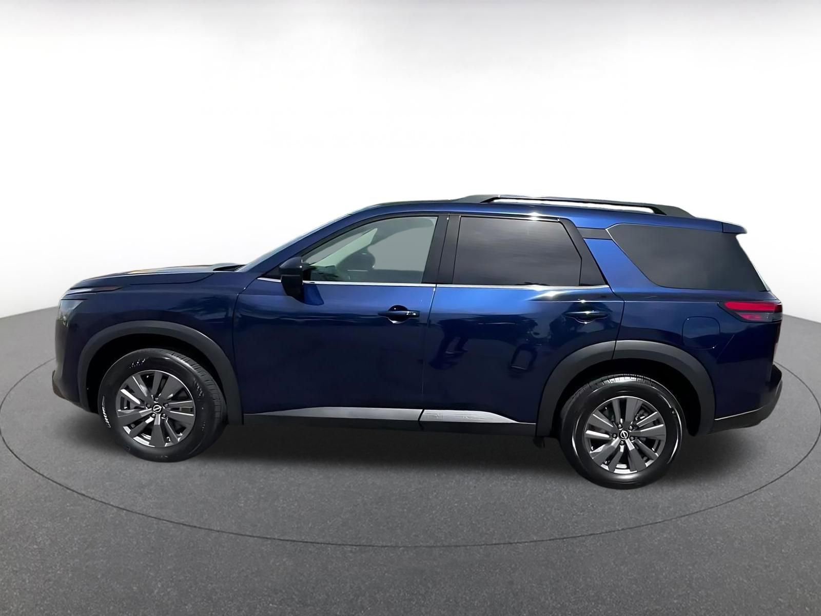 Thumbnail: 2025 Nissan Pathfinder - 9