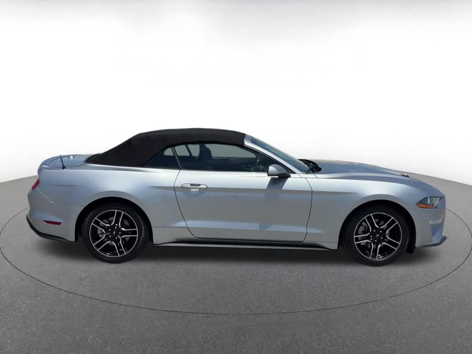 Thumbnail: 2023 Ford Mustang - 16