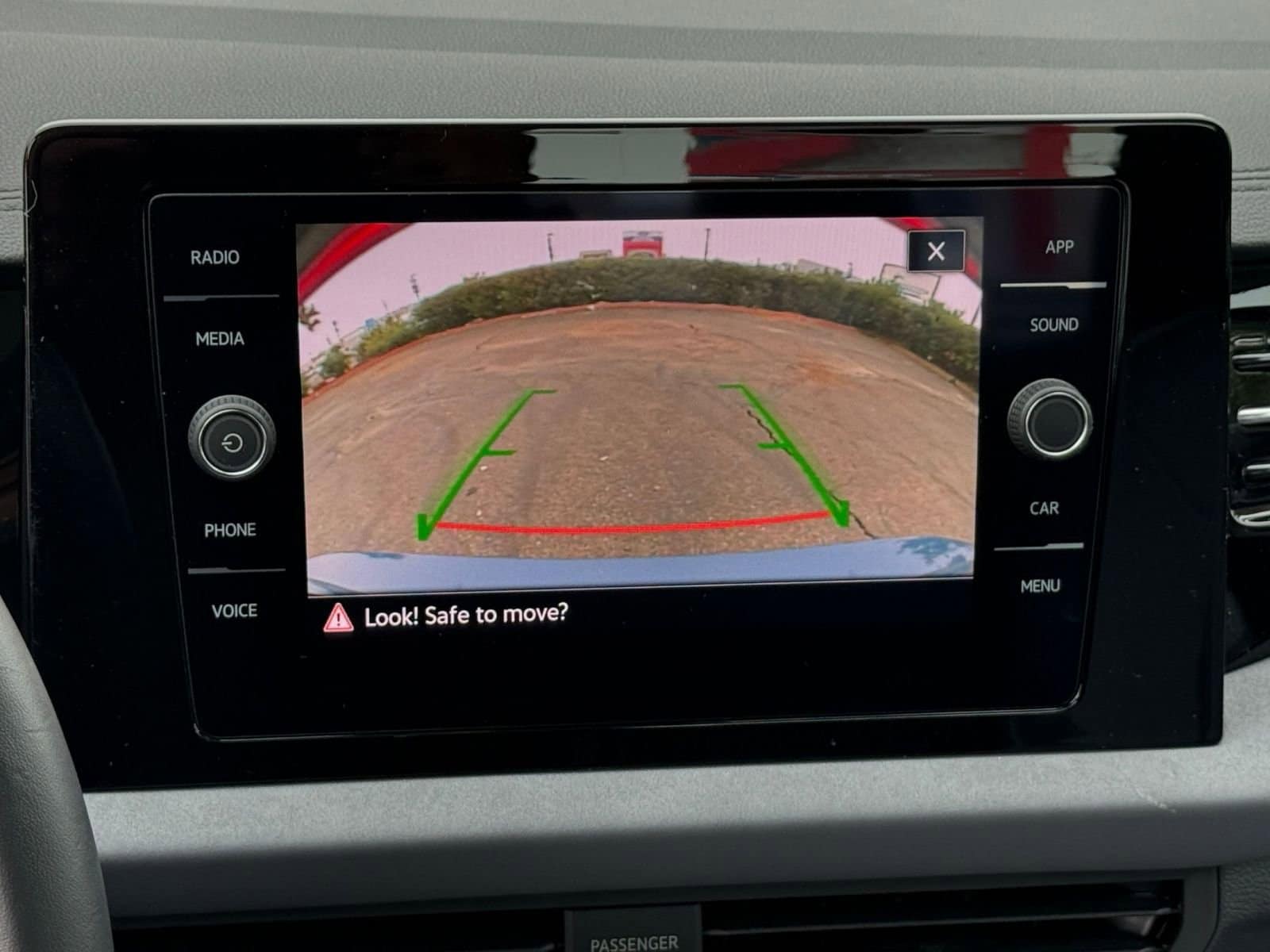 Thumbnail: 2025 Volkswagen Jetta - 17