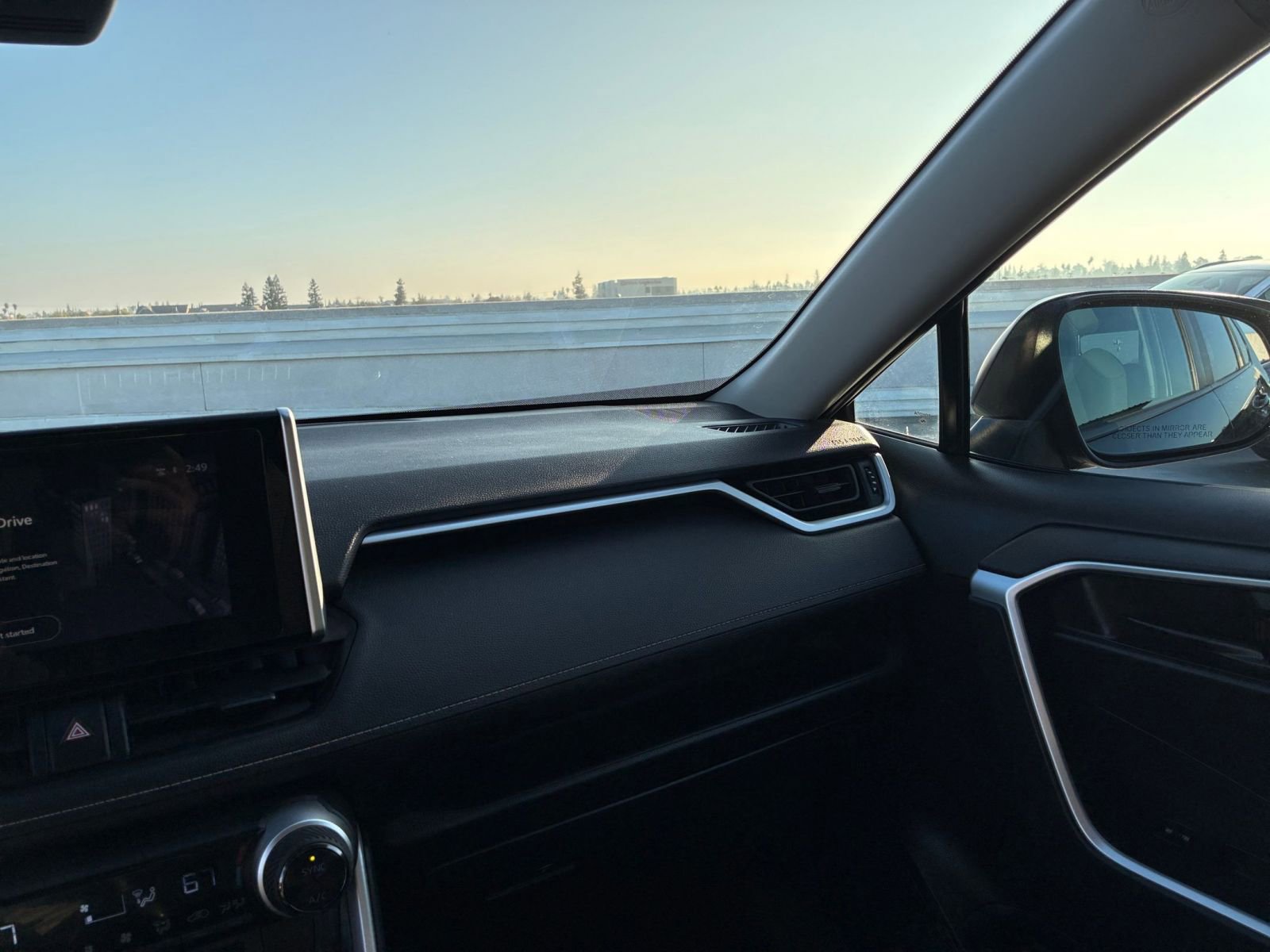 Thumbnail: 2025 Toyota RAV4 - 34