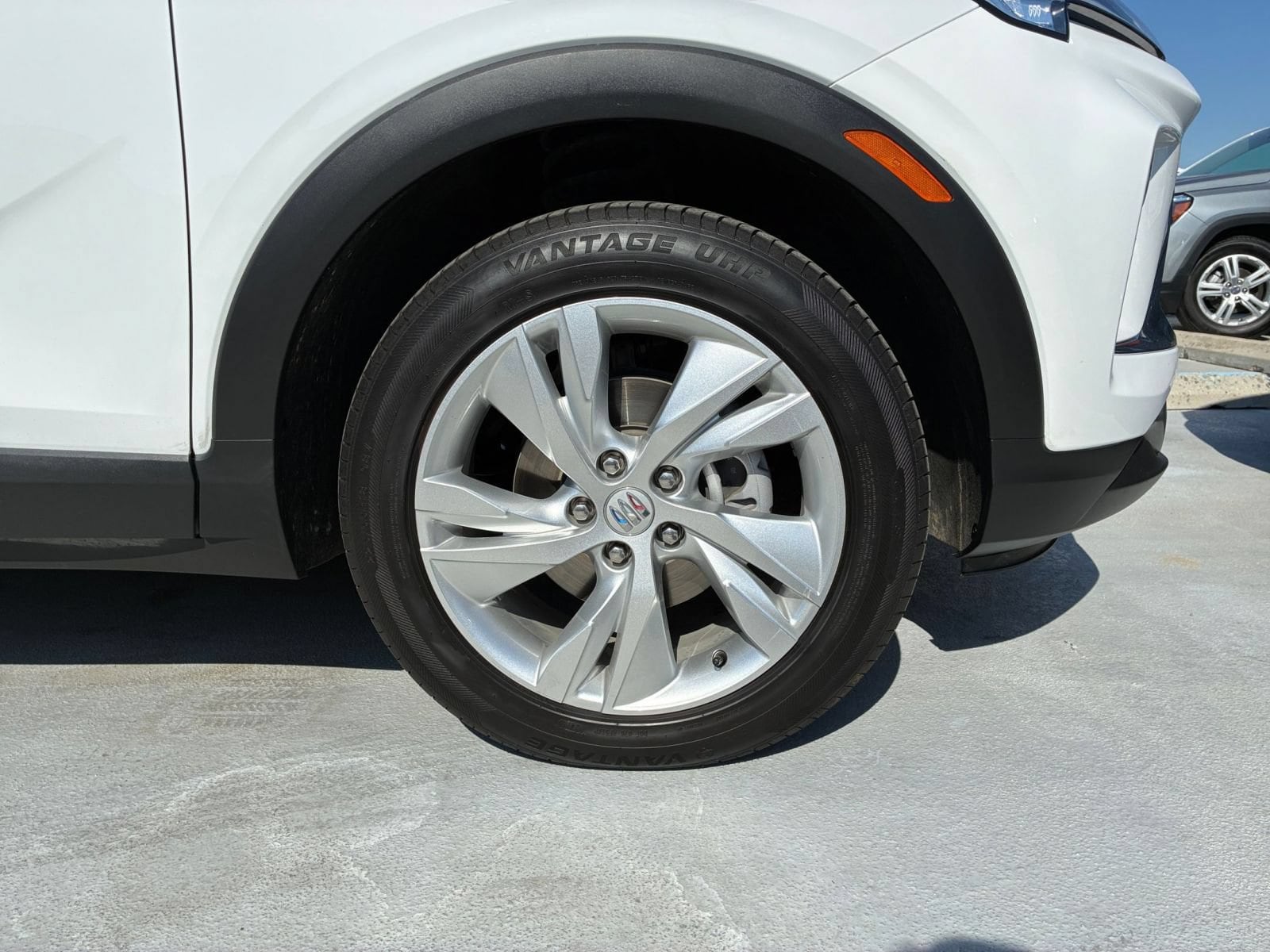 Thumbnail: 2025 Buick Encore GX - 29