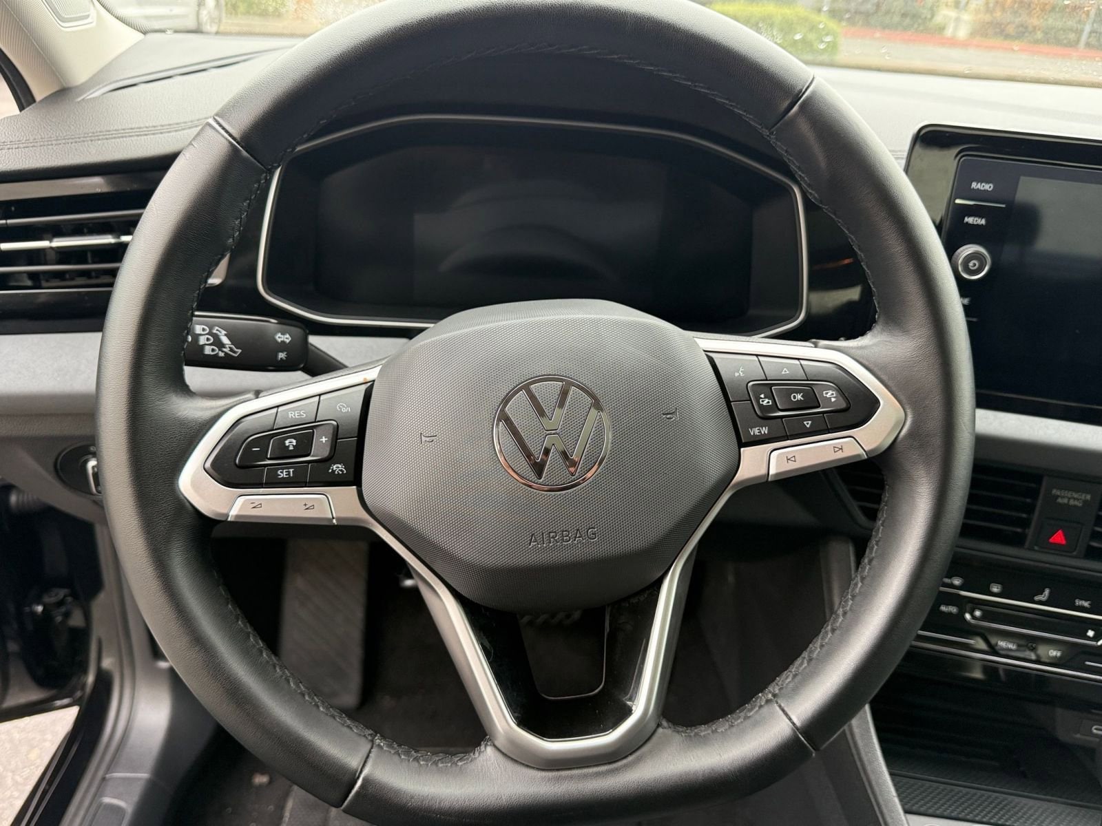 Thumbnail: 2025 Volkswagen Jetta - 27