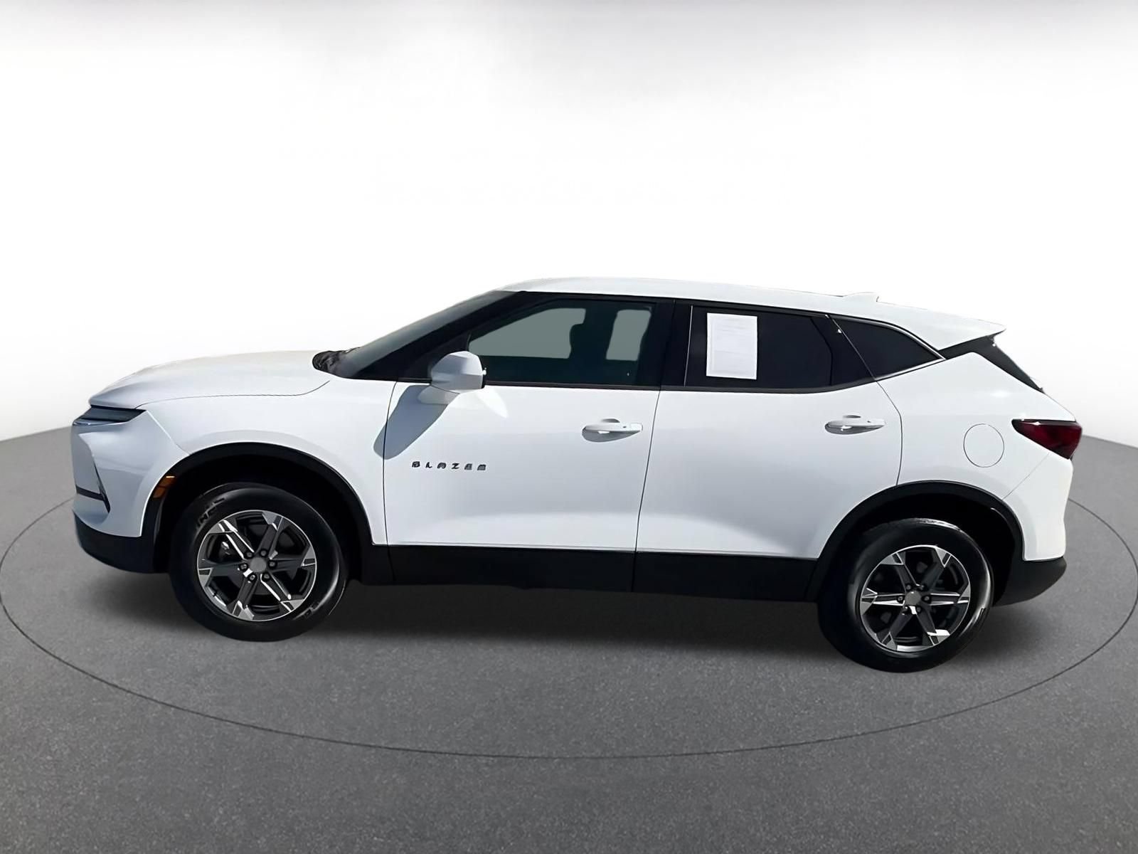 Thumbnail: 2026 Chevrolet Blazer - 6
