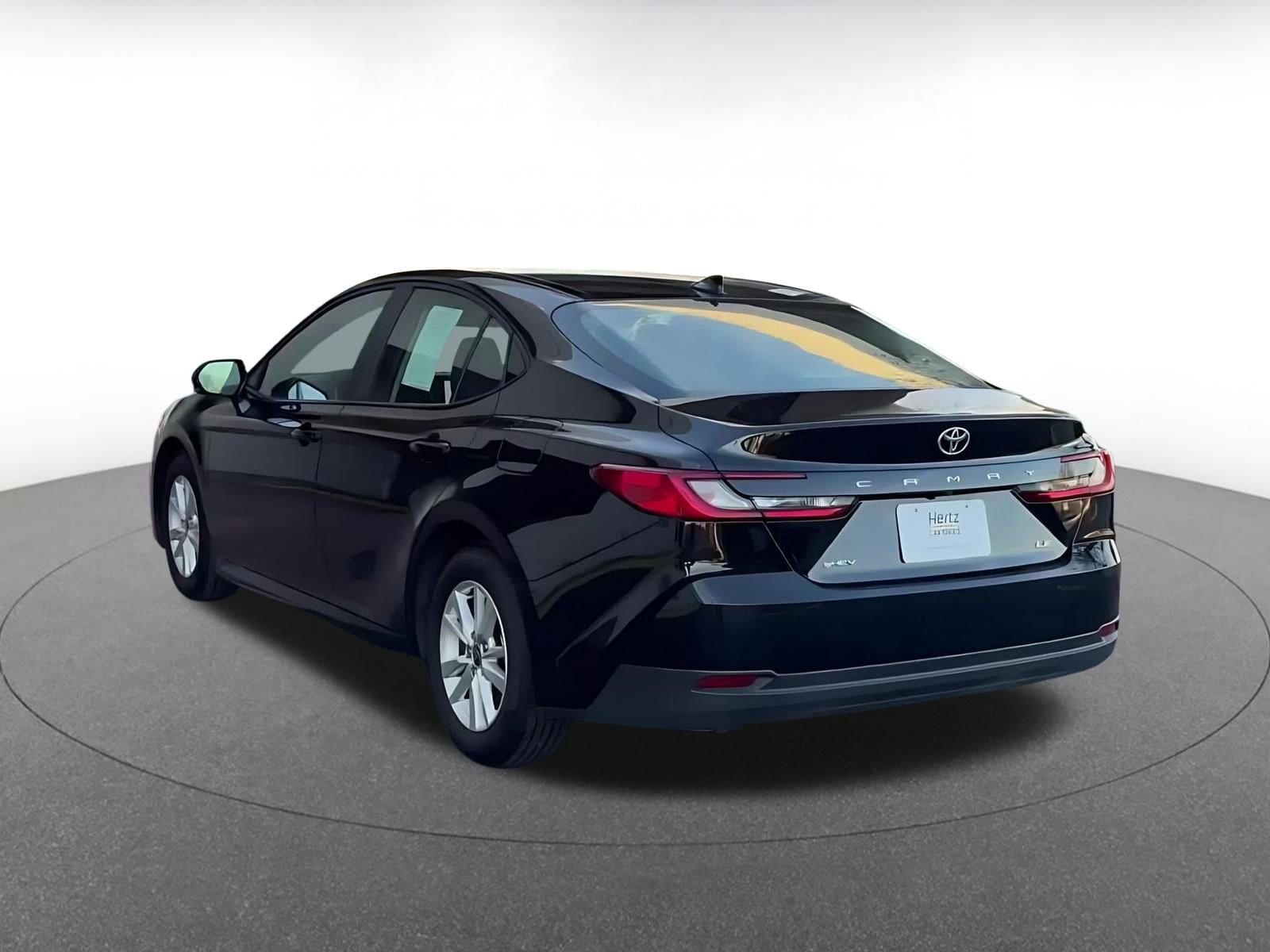 Thumbnail: 2025 Toyota Camry - 11