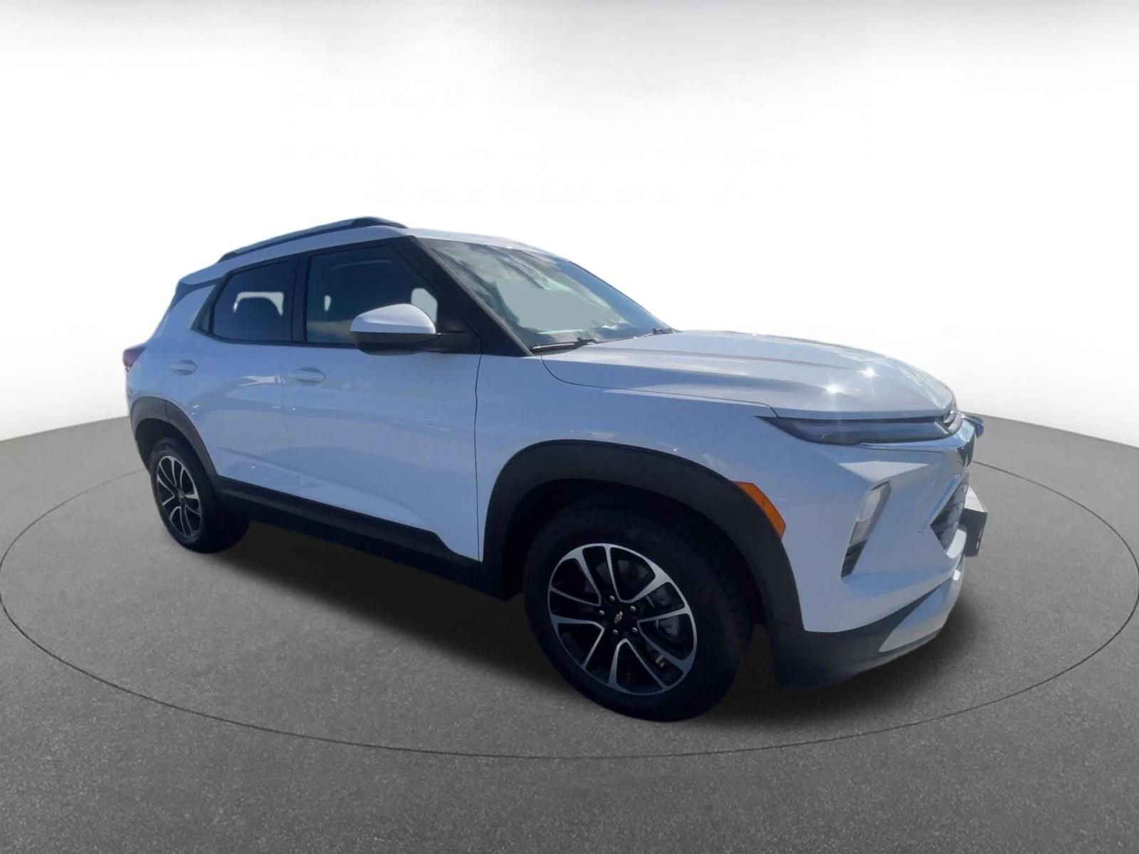 Thumbnail: 2025 Chevrolet TrailBlazer - 2