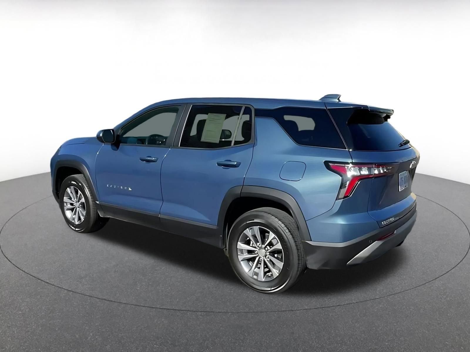 Thumbnail: 2025 Chevrolet Equinox - 10