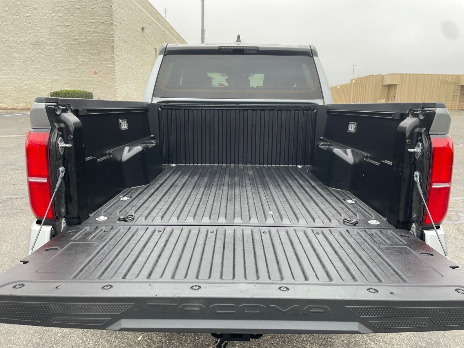 Thumbnail: 2025 Toyota Tacoma - 31