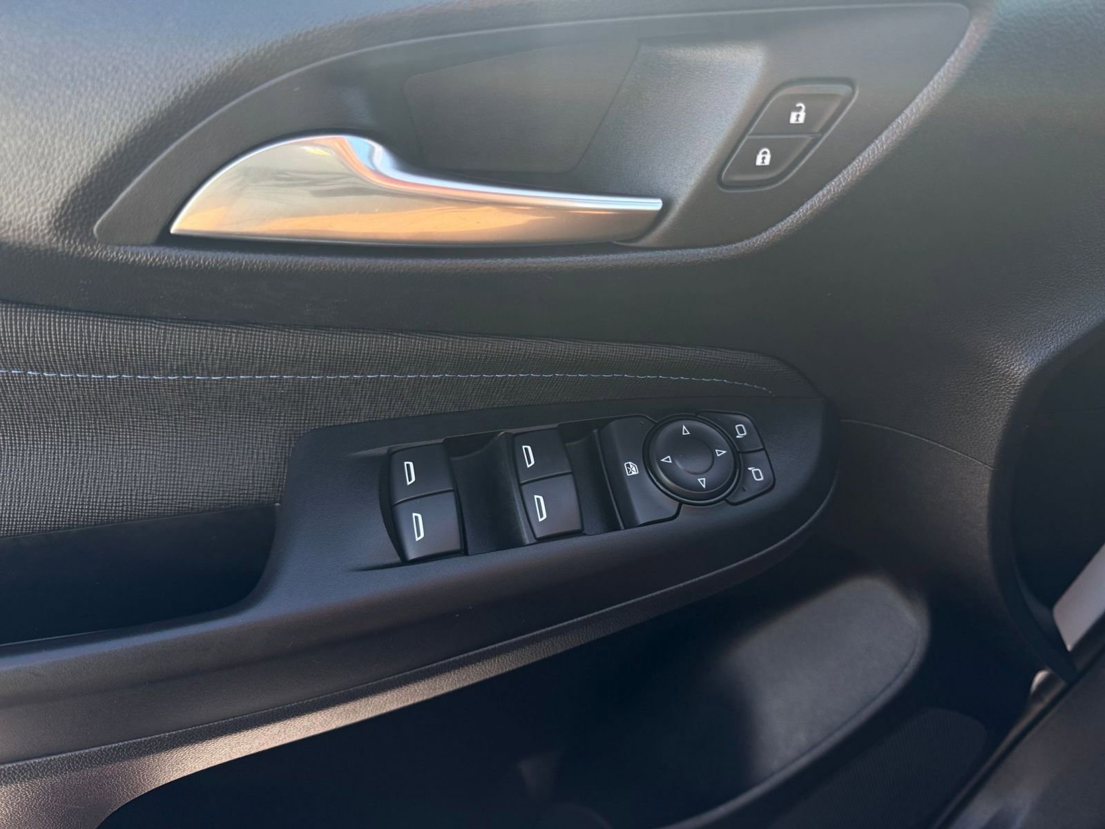 Thumbnail: 2025 Buick Envista - 18