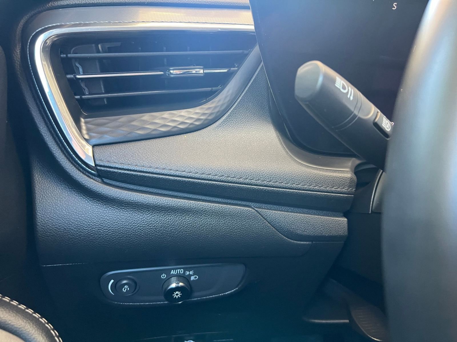 Thumbnail: 2025 Buick Encore GX - 32